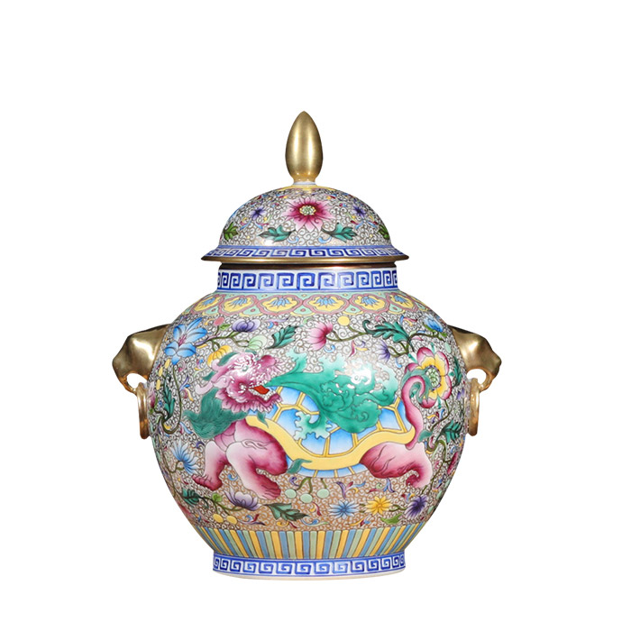 Vintage jingdezhen European style enamel ceramic vases multiple styles Jahrriesnge porcelain of vase cna0069