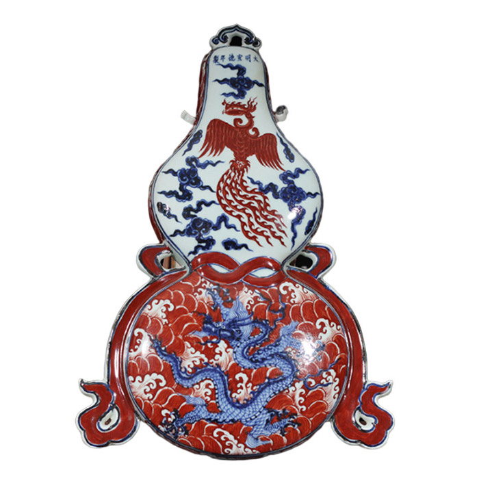 Handmade pastel wall hanging porcelain gourd with dragon and phoenix Jahrriesnge porcelain of cna0117