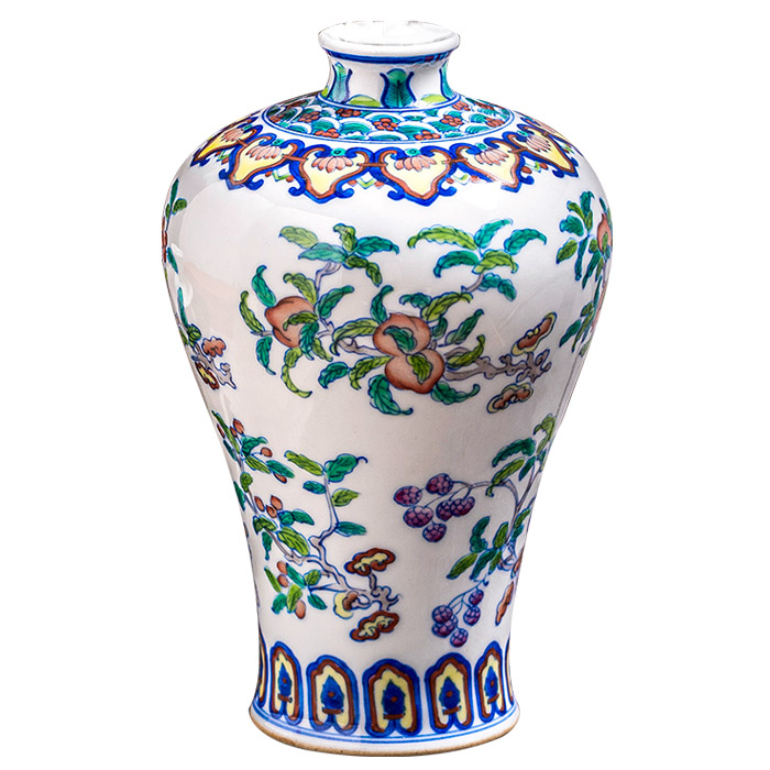 Vintage chinese blue and white ceramic vase with flowers and fruits Jahrriesnge porcelain of vase cna0450