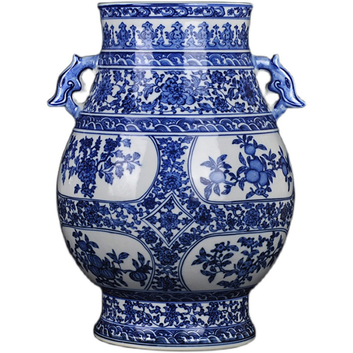 Vintage ming dynasty blue and white chinese ornament ceramic vase home Jahrriesnge porcelain of cna1381