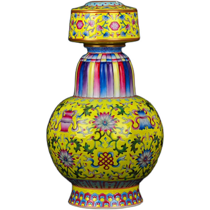 Vintage qing qianlong yellow background pastel ceramic pot with flower Jahrriesnge porcelain of cna1397